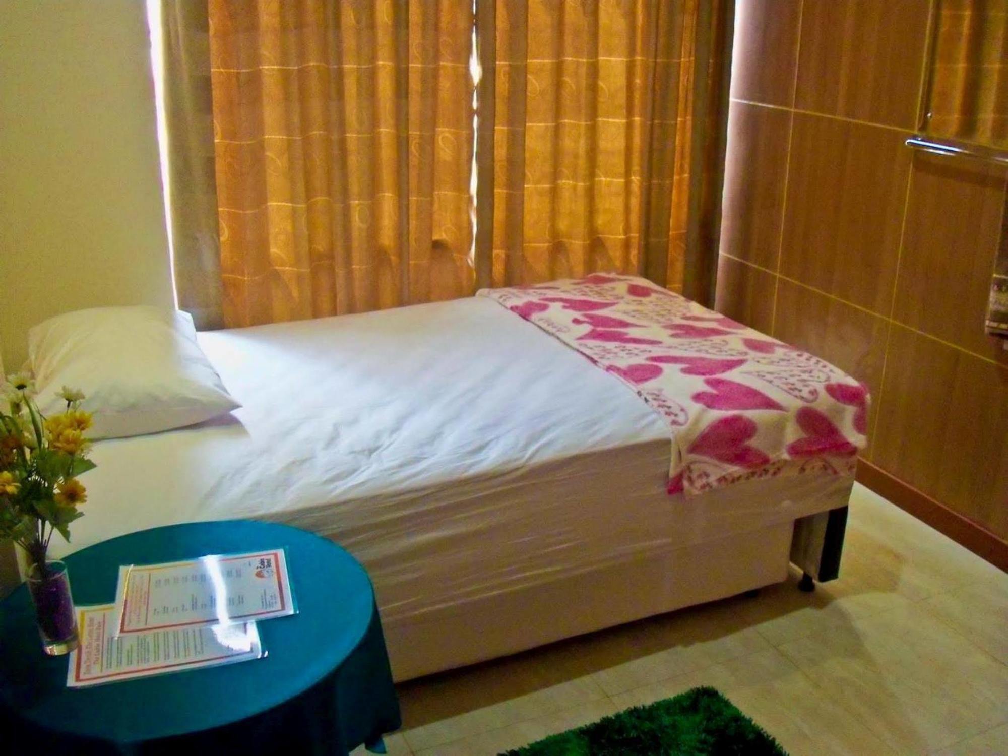 יוגיאקרטה The Cabin Hotel Gandekan מראה חיצוני תמונה